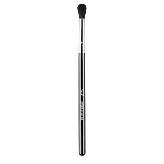 SIGMA BEAUTY | E38 Diffused Crease Brush