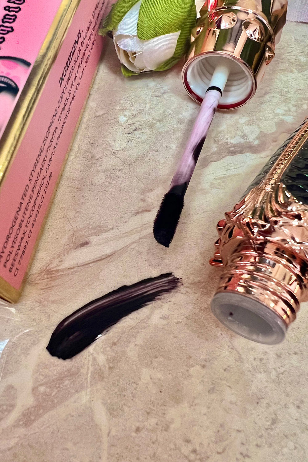 Holographic Lip Glitz [BLACK MAGIC]